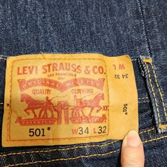 Mens button fly Levis 501  jeans  34x32 - Picture 6 of 6